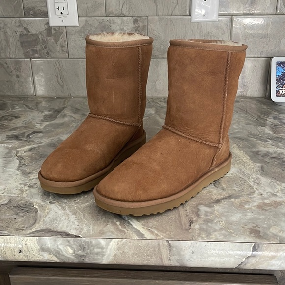 UGG Shoes - Ugg classic short II boots